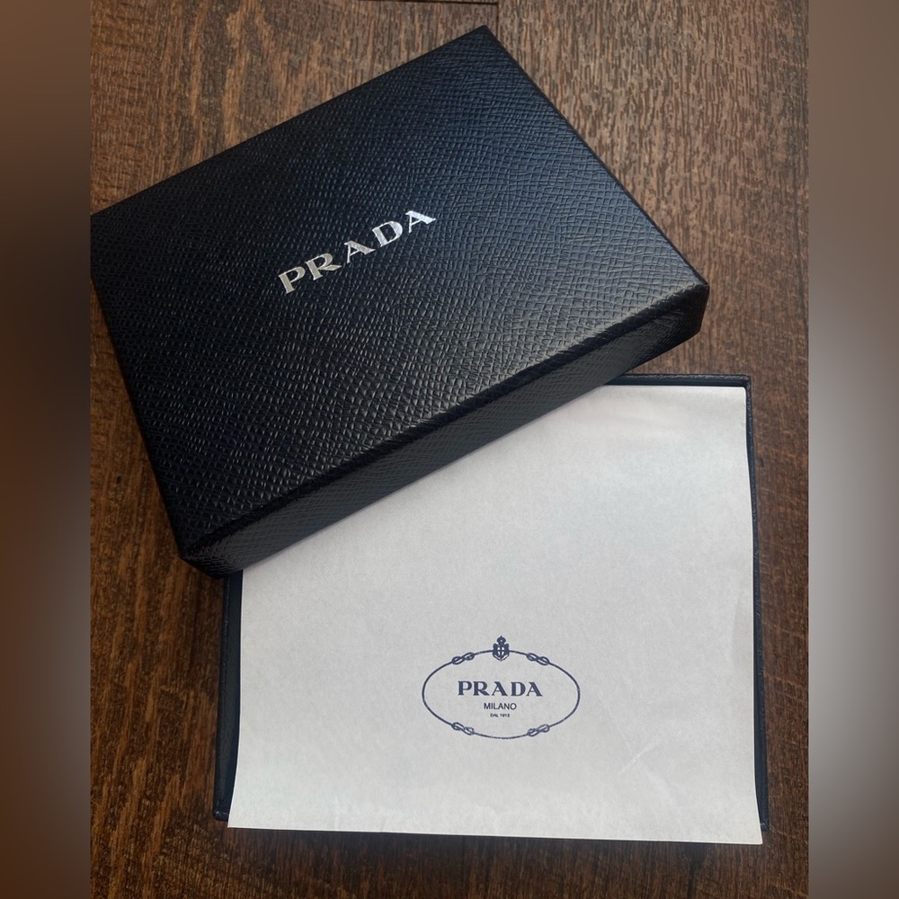 Prada Portacarte Wallet